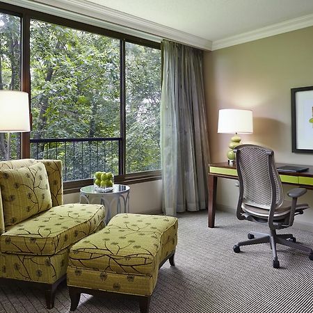 Hilton Westchester Rye Brook Экстерьер фото